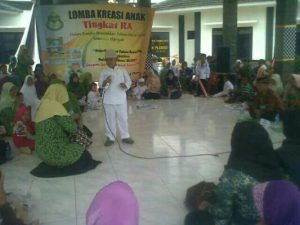 Meriahnya Lomba Kreasi RA Plered