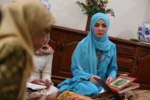 Bella Shofie Ungkap Pengalamannya Saat Umroh