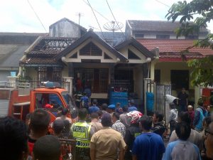 Rumah Seorang PNS Diamuk Sijago Merah