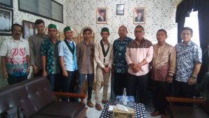 DKP Purwakarta Tantang HMI Bangun Bank Sampah
