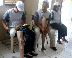 Kelompok Difabel di Purwakarta Kembali Dapat Bantuan Kaki Palsu