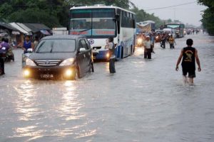 Banjir Masih Menggenangi Kawasan PT Kahatek Bandung