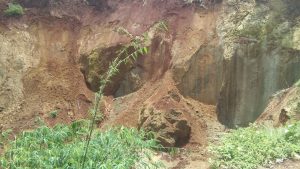 Kasihan, Anak Usia Belasan Tahun Tertimbun Longsor Galian C di Purwakarta