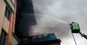 D’mall Depok Kebakaran Pengunjung Berhamburan