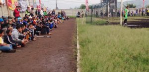 Lapangan Bola Bentang Bandung Barat Memprihatinkan