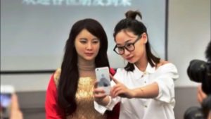 Robot Cantik, Jiajia Dikenalkan pada Publik Luas. Dapatkah Dimiliki Secara Pribadi?