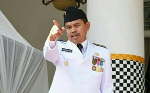 Bupati Purwakarta Dedi Mulyadi Kerahkan 2000 Petugas Bersihkan Stadion Si Jalak Harupat