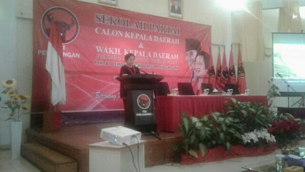 Megawati Ingatkan Calon Kepala Daerah Agar Loyal terhadap Partai
