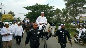 Kendarai Kuda, Golkar Jawa Barat Antarkan ‘Neneng YES’ Menuju KPU Kabupaten Bekasi