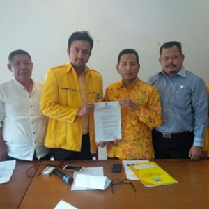 Babai Suhaemi Diberhentikan dari PLt Golkar Depok