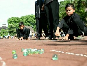 Kaulinan Barudak Warnai Akhir Pekan di Purwakarta