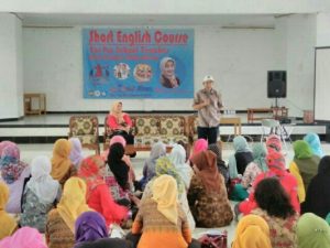 Ratusan Guru PAUD dan Dikmas di Purwakarta Belajar Bahasa Inggris