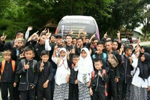 Pelajar Purwakarta Diantar ‘Kidang Kencana’ ke Sekolah