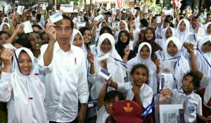 Presiden Imbau Sekolah Kejuruan Perbanyak Praktek Lapangan