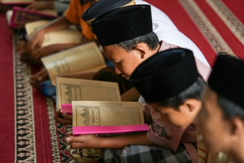 Libur Selama Ramadan, Pelajar Purwakarta Fokus Dalami BTQ dan Kitab Kuning