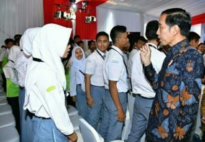 Presiden Berharap Perusahaan Kerjasama dengan SMK dan Pondok Pesantren