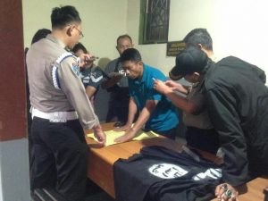 Kapolri Imbau Masyarakat Tak Negative Thinking Soal Bendera Diduga ISIS