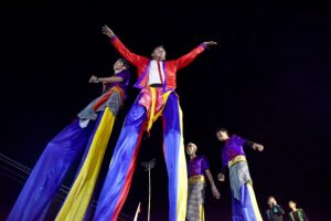 Egrang Simbol Keseimbangan Demokrasi di Purwakarta