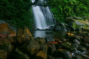 Pesona Curug Cipurut, Wisata Alam Eksotis dan Cantik di Purwakarta