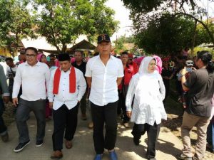 Blusukan di Purwakarta, Cagub Jabar TB Hasanudin Sosialisaikan Program