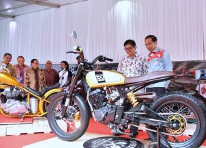 Ke IIMS Presiden Optimis Otomotif Indonesia Berkembang