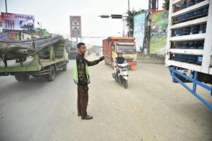 Punya Pengalaman Pahit Terjebak Macet, Pelajar Ini Pertaruhkan Nyawa