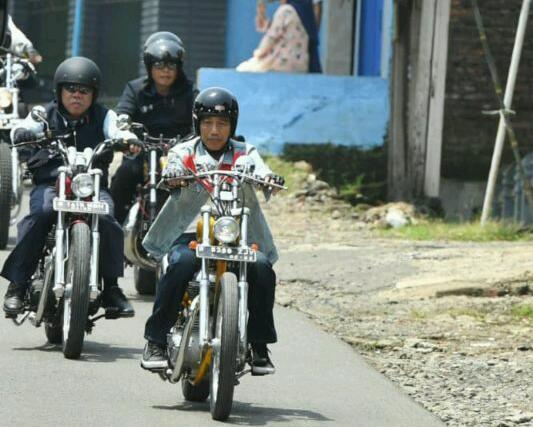 Jokowi Kunker ke Sukabumi Pakai Motor