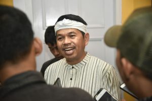Soal Politik Dua Kaki, Dedi Mulyadi Sebut Antara Penderita Hernia, Pengantin Sunat dan Pelanggan Ojeg