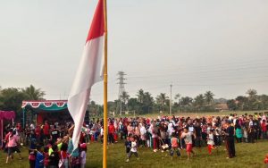 Caleg DPR RI Ferry Thomas Gelar Jalan Santai di Purwakarta