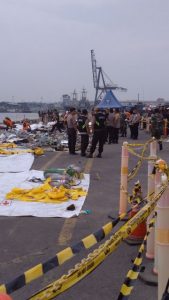 DVI Kumpulkan Barang Penumpang Lion Air Untuk Dibawa Ke RS Polri