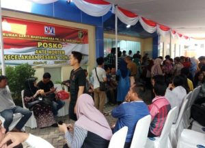 Keluarga Korban Datangi RS Polri Untuk Tes DNA
