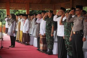 Pesan Bupati Anne di Hari Santri Nasional 2018