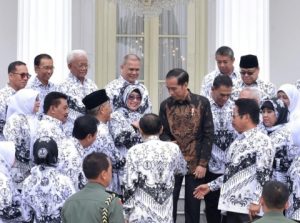 Meski Diserang KKB,Presiden Pastikan Pembangunan Jalan Tetap Dilanjutkan