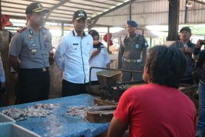 Wabup dan Polres Purwakarta Sidak Pasar Leuwi Panjang