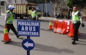 Polres Purwakarta Lakukan Rekayasa Lalu Lintas di Malam Tahun Baru