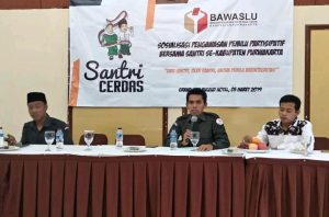 Bawaslu Sosialisasi Pengawasan Partisipatif Santri di Pemilu 2019