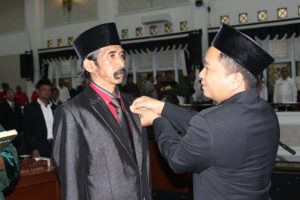 Zefnal Lambert Lilipaly Resmi Dilantik Jadi Anggota DPRD Purwakarta