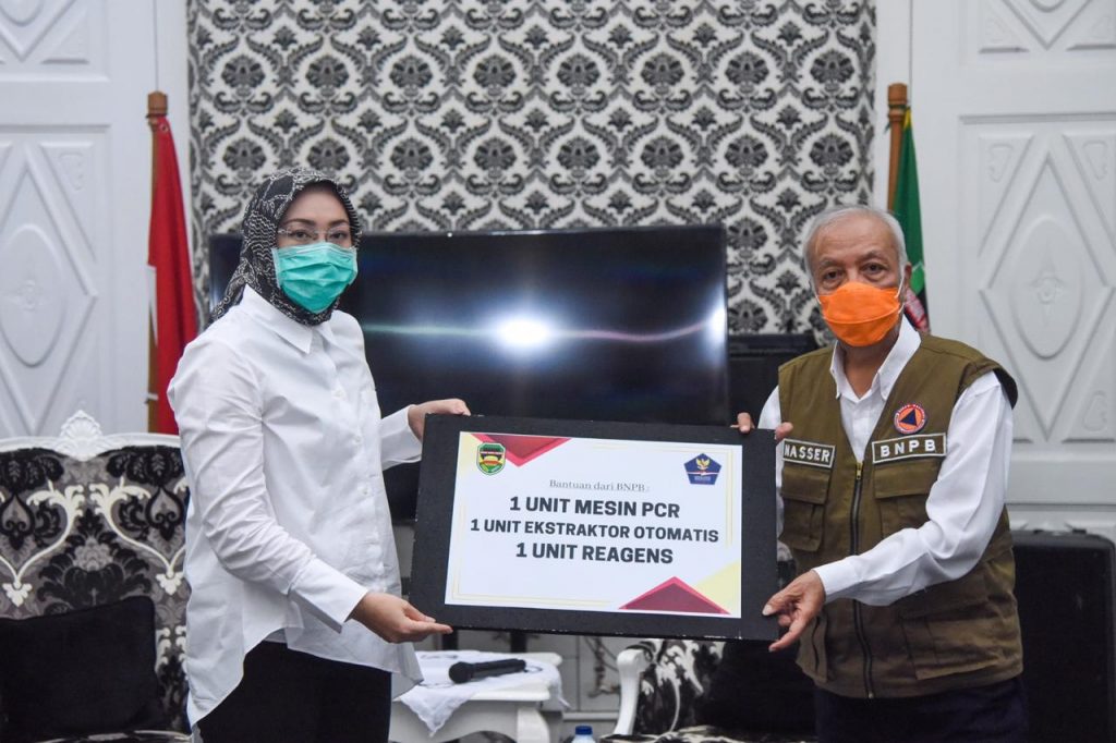 Gugus Tugas Covid-19 Pusat Kirim Mesin PCR untuk Pemkab Purwakarta