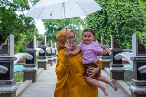 Sibuk Aktivitas, Bupati Purwakarta Tetap Miliki Waktu untuk Asuh Anak