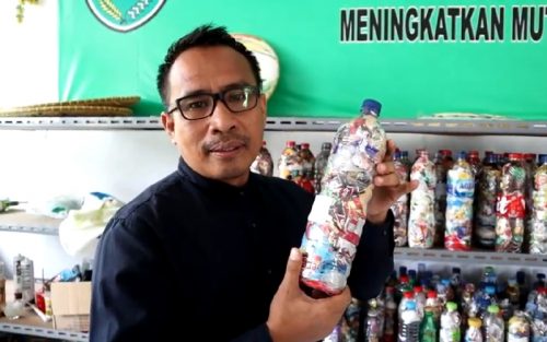 Ecobrick SMPN 2 Pasawahan Solusi Penanganan Sampah Plastik