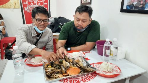 Seafood Kiloan Bang Bopak Ada di Purwakarta