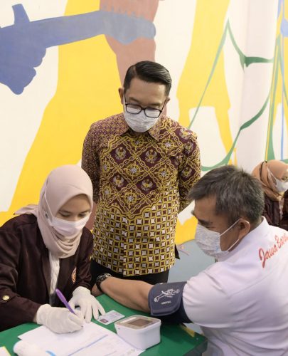 Gubernur Jabar Pastikan Semua Atlet PON Divaksin