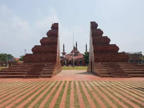 Sentuhan Tangan Duo Arsitek Kebanggaan Indonesia