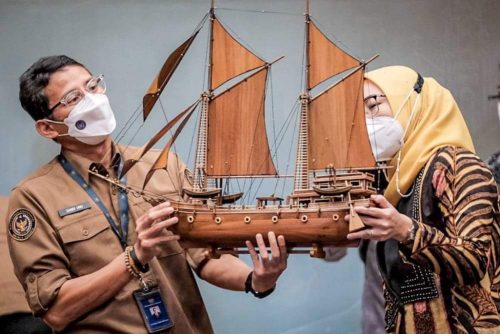 Bersatu Menggeliatkan Pariwisata-Ekonomi Kreatif saat Pandemi Covid-19