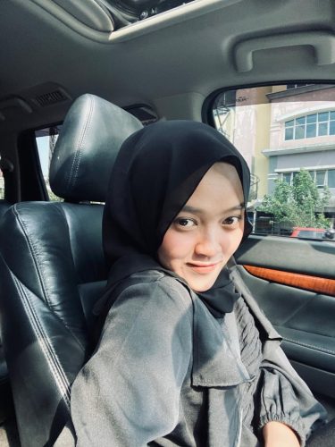Kisah Merryza Dwirizki Mendirikan OUTFITM Sejak Masih Kuliah