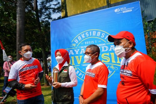 BPJamsostek Gelar Vaksinasi Pelajar di Bandung