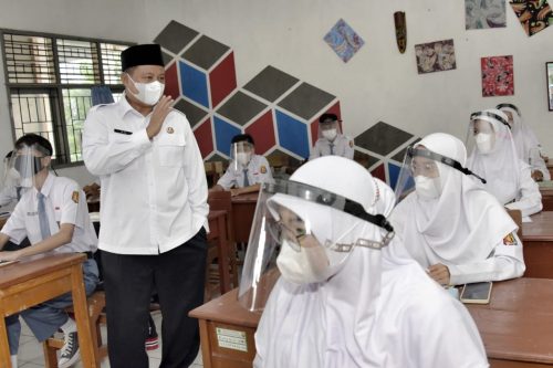 Pak Uu Tinjau PTM di Majalengka