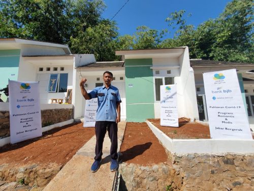 PAHLAWAN COVID-19, Berbuat Melebihi Kapasitas, Petugas Kebersihan IGD Soreang Dihadiahi Rumah