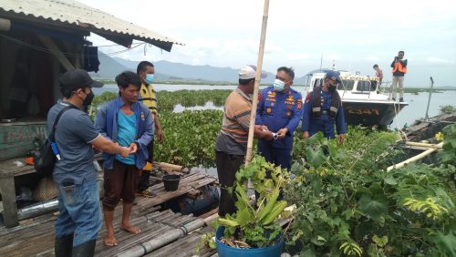 Bentuk Kepedulian Polair Purwakarta Edukasi Protokol Kesehatan terhadap Masyarakat