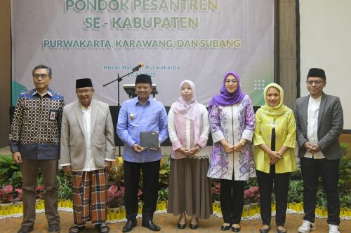 Wagub Jabar Dukung Digitalisasi Pontren di Purwasuka